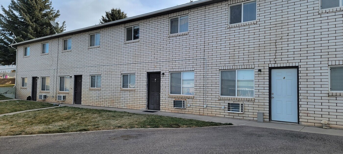 506 E 1935 N in Cedar City, UT - Building Photo