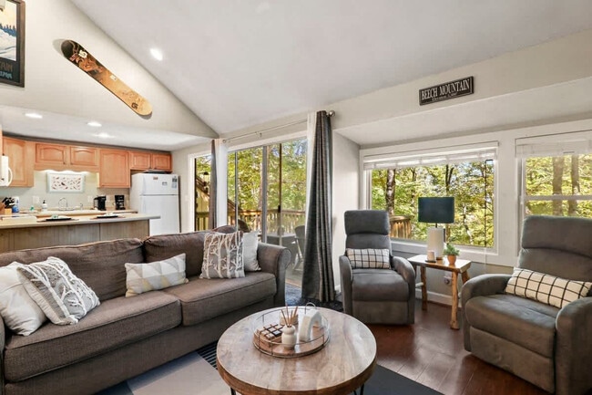 108 Northridge Rd
