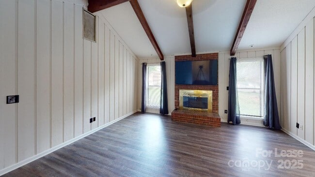 5921 Falstaff Dr in Charlotte, NC - Building Photo - Building Photo