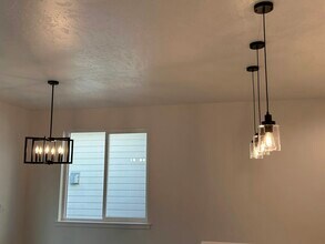 6694 W 24th Ave in Kennewick, WA - Building Photo - Building Photo