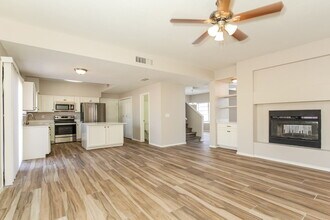 4546 E Villa Theresa Dr in Phoenix, AZ - Building Photo - Building Photo