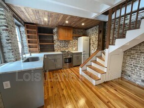 110 King St in Charleston, SC - Building Photo - Building Photo