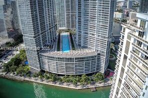 495 Brickell Ave in Miami, FL - Foto de edificio - Building Photo