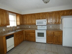 48 Teakwood Ln in Abilene, TX - Foto de edificio - Building Photo