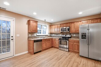 1310 Whitt Ln in Clarksville, TN - Building Photo - Building Photo