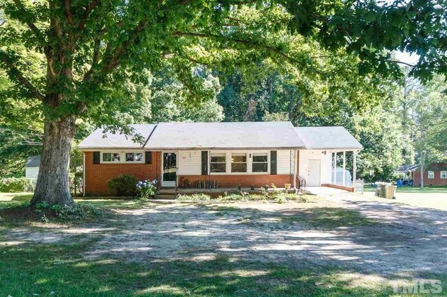 property at 1225 Southerlund Rd