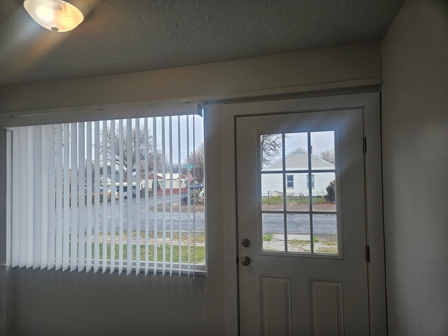 291 Jefferson St in Twin Falls, ID - Building Photo - Building Photo