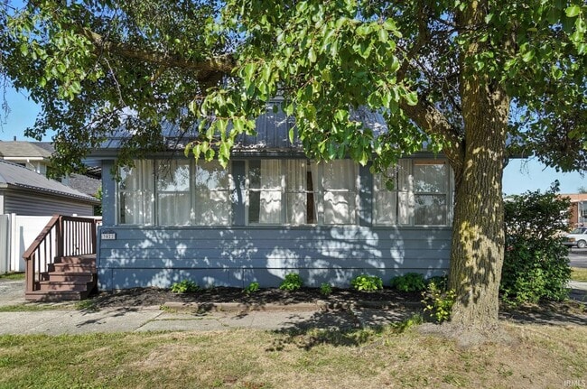 3022 S Wayne Ave in Fort Wayne, IN - Building Photo - Building Photo