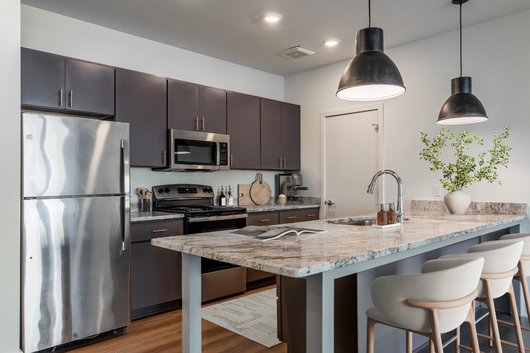 5 Row Apartments in Charlottesville, VA - Building Photo