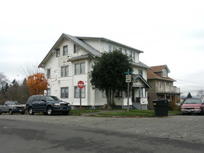 612 & 614 S I St in Tacoma, WA - Building Photo - Building Photo