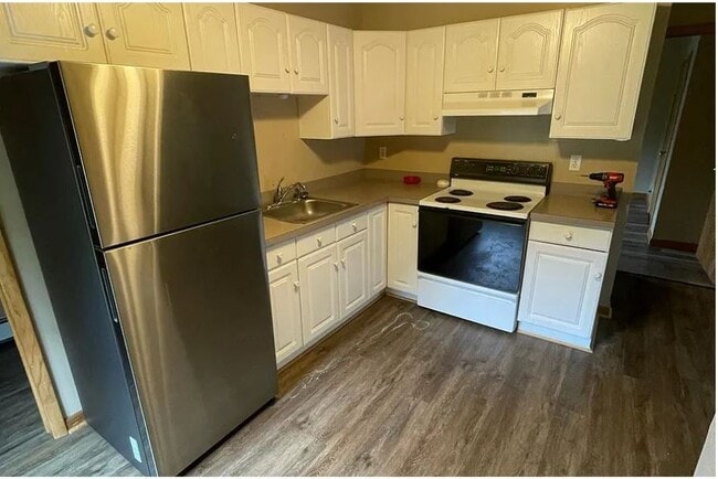 property at 54 S Broad St