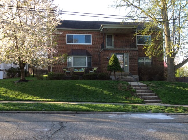 20 Chalfonte Pl, Unit Upstairs