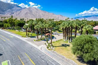 2812 N Auburn Ct in Palm Springs, CA - Building Photo - Building Photo