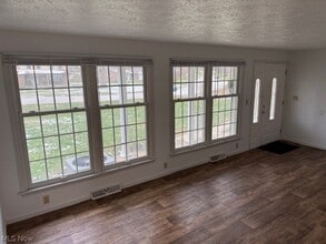 6644 Ravenwood Ave NW in Canton, OH - Building Photo - Building Photo