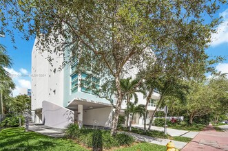 2020 Prairie Ave, Unit 505 in Miami Beach, FL - Building Photo - Building Photo