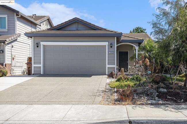 property at 2006 Trailside Dr