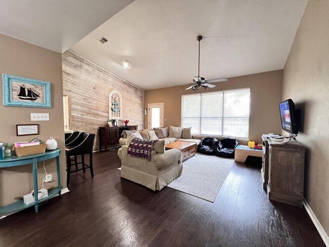 property at 704 Horseshoe Bay Blvd
