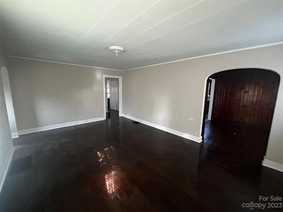 Room in House on Crispin Ave in Charlotte, NC - Building Photo