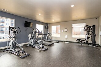 Welcome to Huntington Village in Sioux Falls, SD - Foto de edificio - Interior Photo