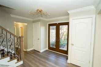 18401 Heritage Trail in Strongsville, OH - Building Photo - Building Photo