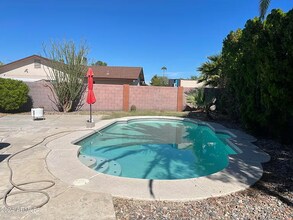 7612 W Hope Dr in Peoria, AZ - Building Photo - Building Photo
