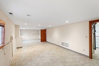 7400 32nd Ave NW in Seattle, WA - Building Photo - Building Photo