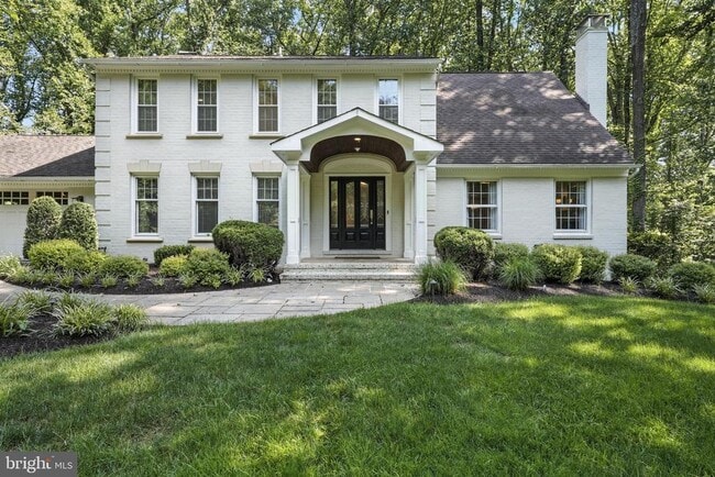 10198 Cedar Pond Dr in Vienna, VA - Building Photo - Building Photo