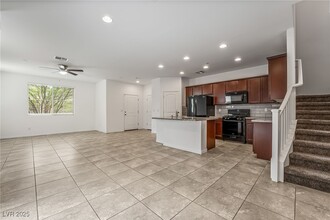 3016 Via Contessa in Henderson, NV - Building Photo - Building Photo