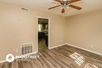 2221 Killarney Pl in Charlotte, NC - Building Photo - Building Photo