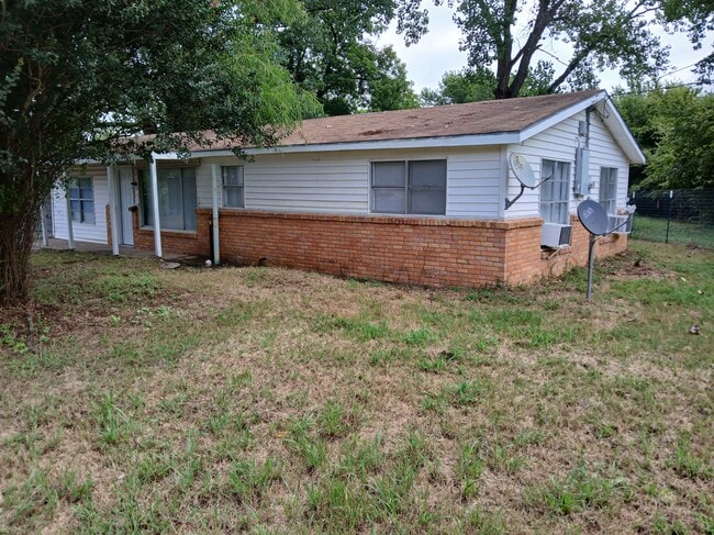 4156 TX-14 in Mexia, TX - Building Photo - Building Photo