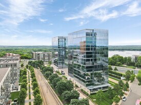 8151 33rd Ave S, Unit 305 E in Bloomington, MN - Building Photo