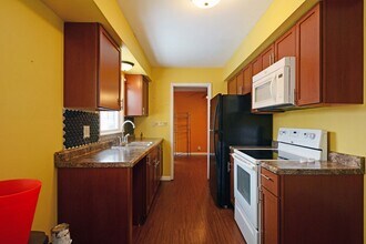 5736 James Ave N in Minneapolis, MN - Building Photo - Building Photo