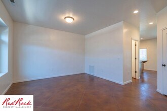 2075 S Sir Monte Dr in Saint George, UT - Building Photo - Building Photo