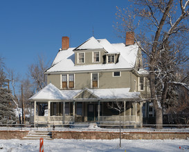 806 E Boulder St in Colorado Springs, CO - Foto de edificio - Building Photo