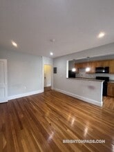 286 Chestnut Hill Ave, Unit 17 in Boston, MA - Foto de edificio - Building Photo