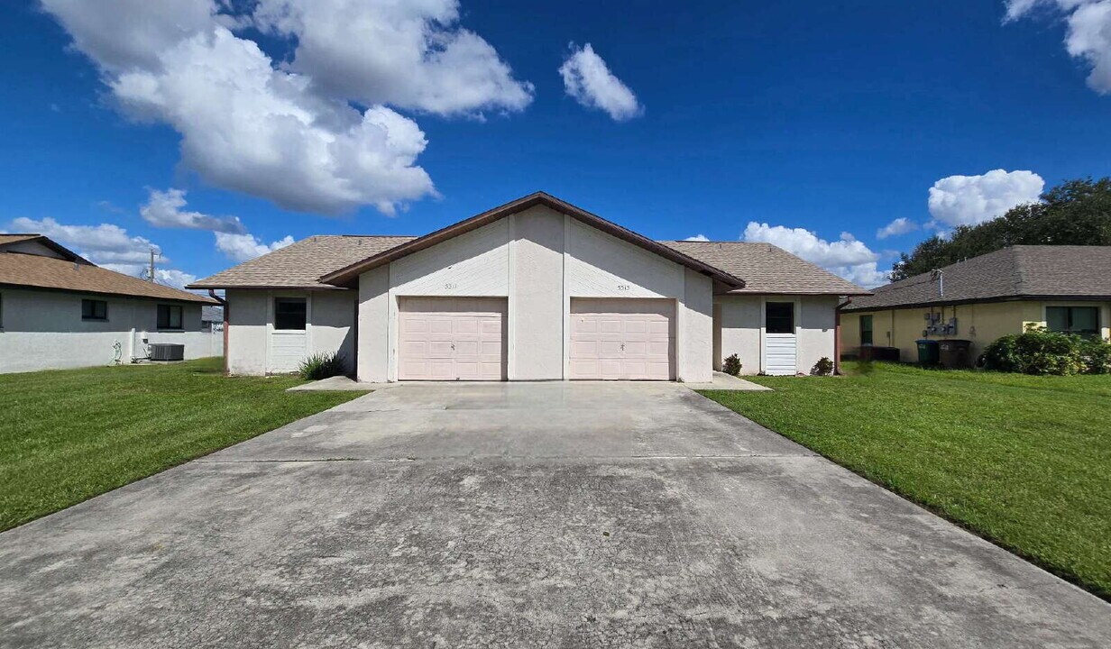 3313 Skyline Blvd in Cape Coral, FL - Building Photo
