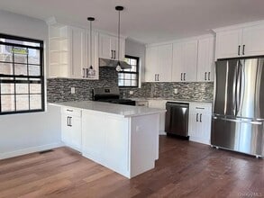69-07 229th St in Queens, NY - Building Photo - Building Photo