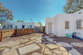 133 48th St SW in Albuquerque, NM - Building Photo - Building Photo