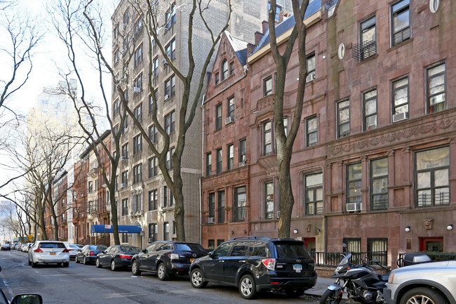 36 W 90th St in New York, NY - Building Photo - Building Photo