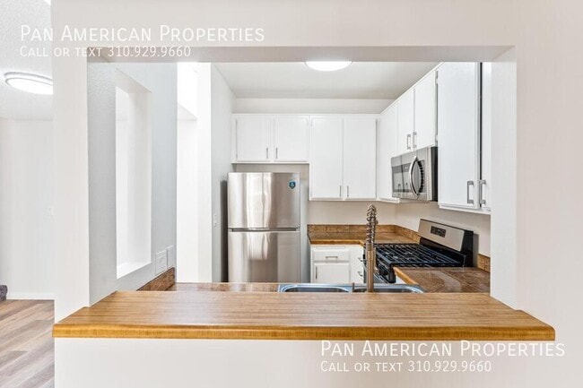 10380 Almayo Ave in Los Angeles, CA - Building Photo - Building Photo