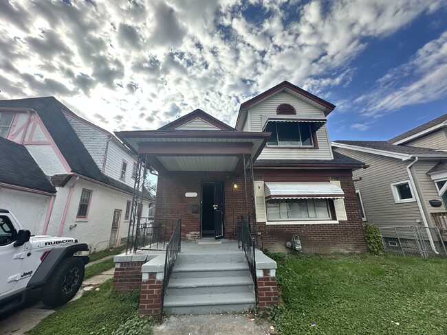 14011 Roselawn St in Detroit, MI - Building Photo - Building Photo