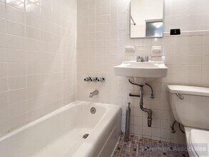 1585 1st Ave., Unit 4C in New York, NY - Building Photo - Building Photo