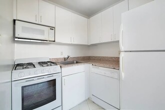 227 Mulberry St in New York, NY - Building Photo - Building Photo