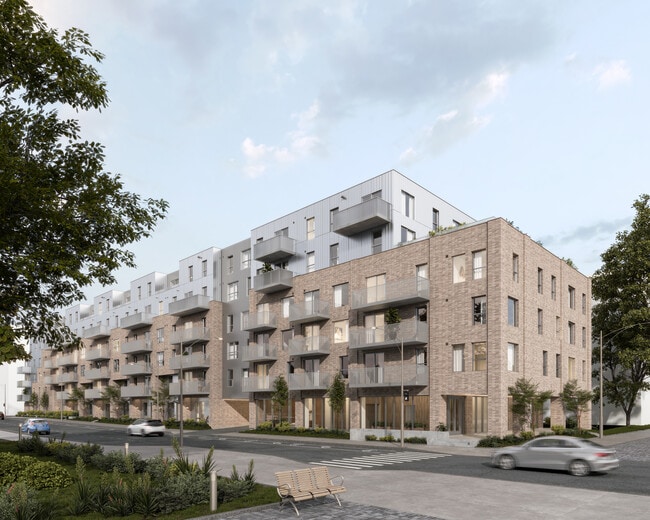 property at 1200 Des Moqueurs Rue