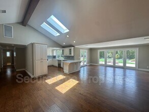 1695 Berkshire Dr in Thousand Oaks, CA - Building Photo - Building Photo
