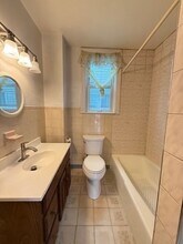 58 Aspinwall Ave, Unit 1 in Brookline, MA - Building Photo - Building Photo