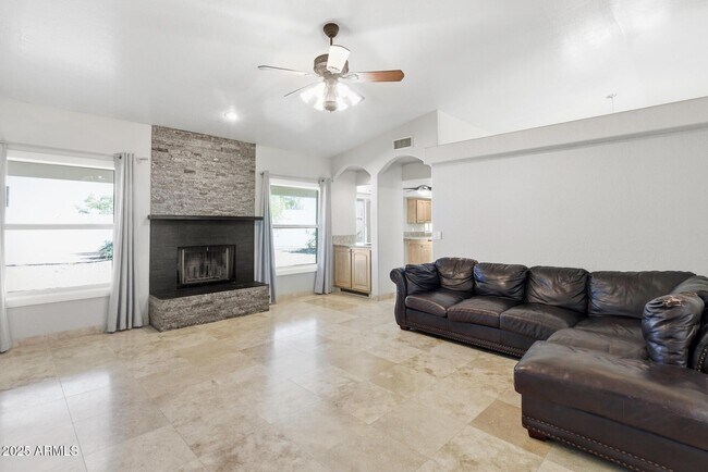 15912 Centipede Dr in Fountain Hills, AZ - Building Photo - Building Photo