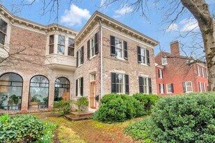 1201 Princess Anne St in Fredericksburg, VA - Building Photo