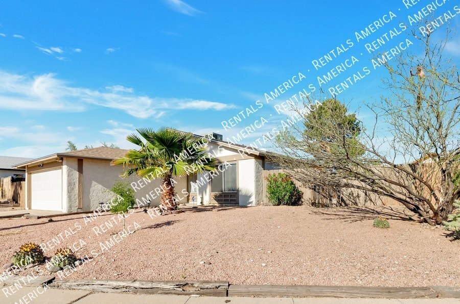 2745 S Pace W Dr in Tucson, AZ - Building Photo