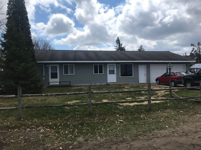 property at 138 Inglewood St NW